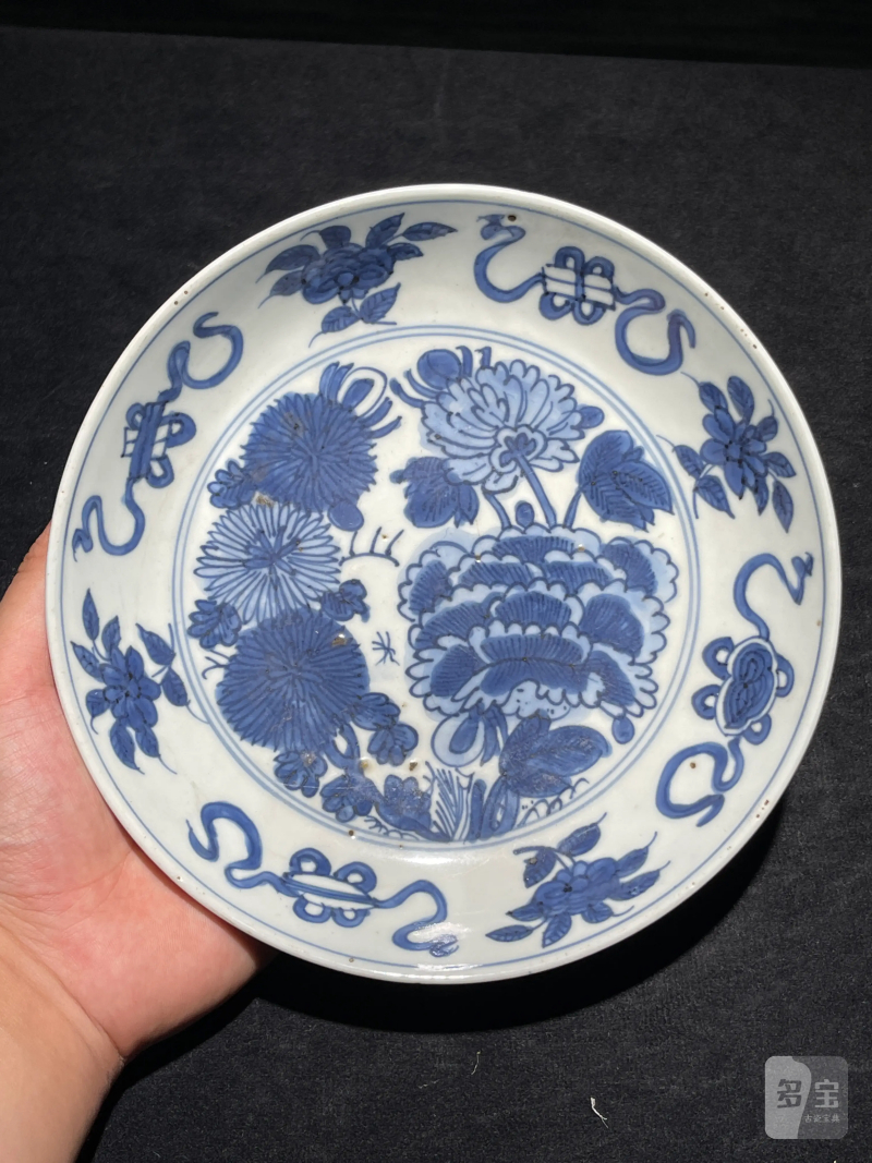 明晚期 青花花卉纹盘一对 - 图11